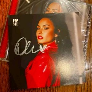 DEMI LAVATO AUTOGRAPHED C.D. PROMO CARD!!!